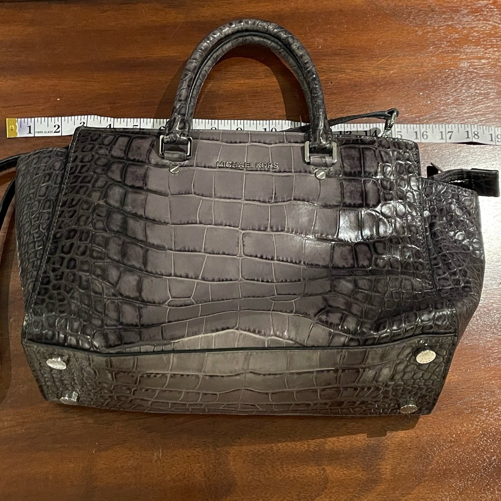 Michael Kors Ombré Gray Croc-Embossed Leather Satchel | Crossbody | Excellent - Picture 6 of 16